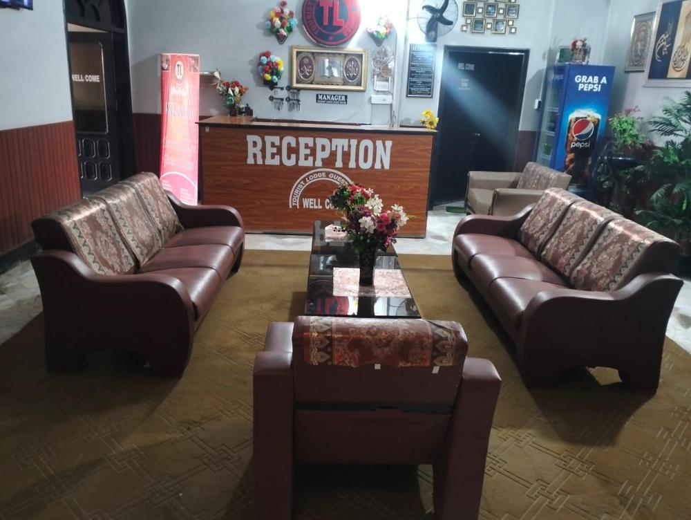 Decent Lodge Hotel Sukkur