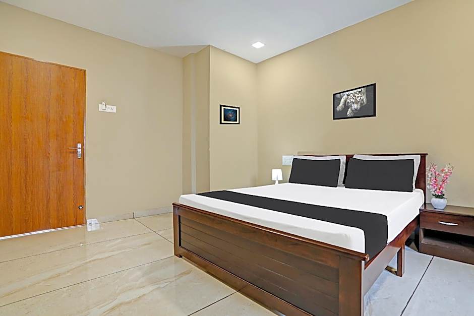 Hotel O Mint Leaf & Lodging