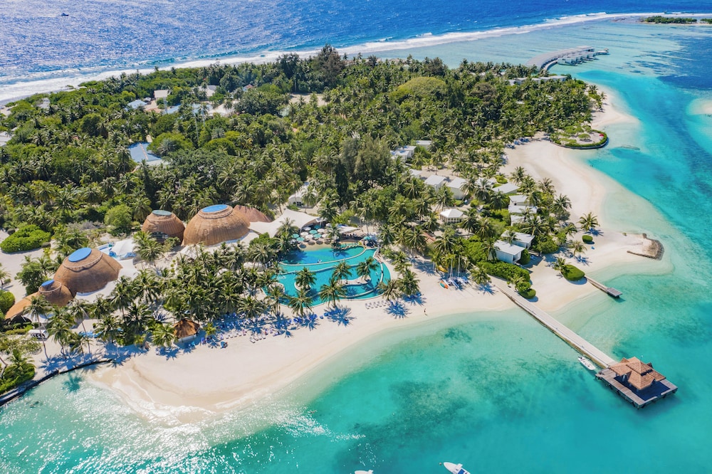Kandooma Maldives - All Inclusive with Kids Stay & Eat Free