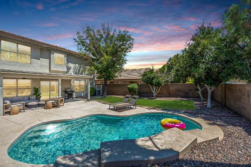 Photo of Dos Palmas - Gilbert Poolside Retreat