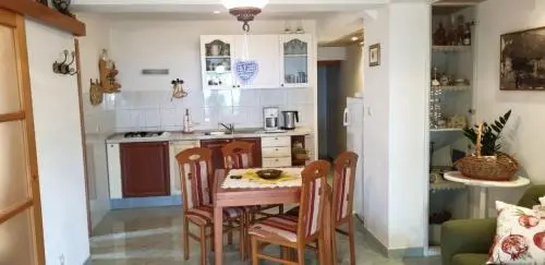 Robinson Style House Bol