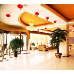 Super 8 Hotel Lianyungang Railway Station Square