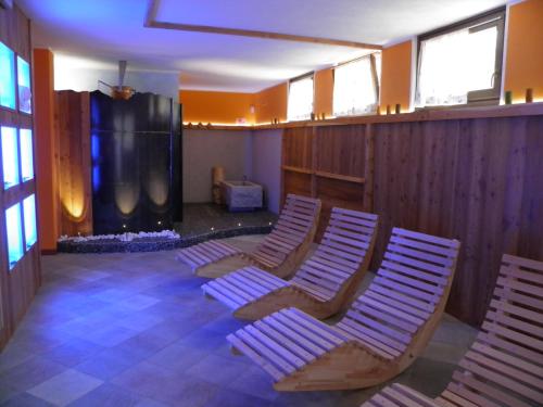General 12 of 56