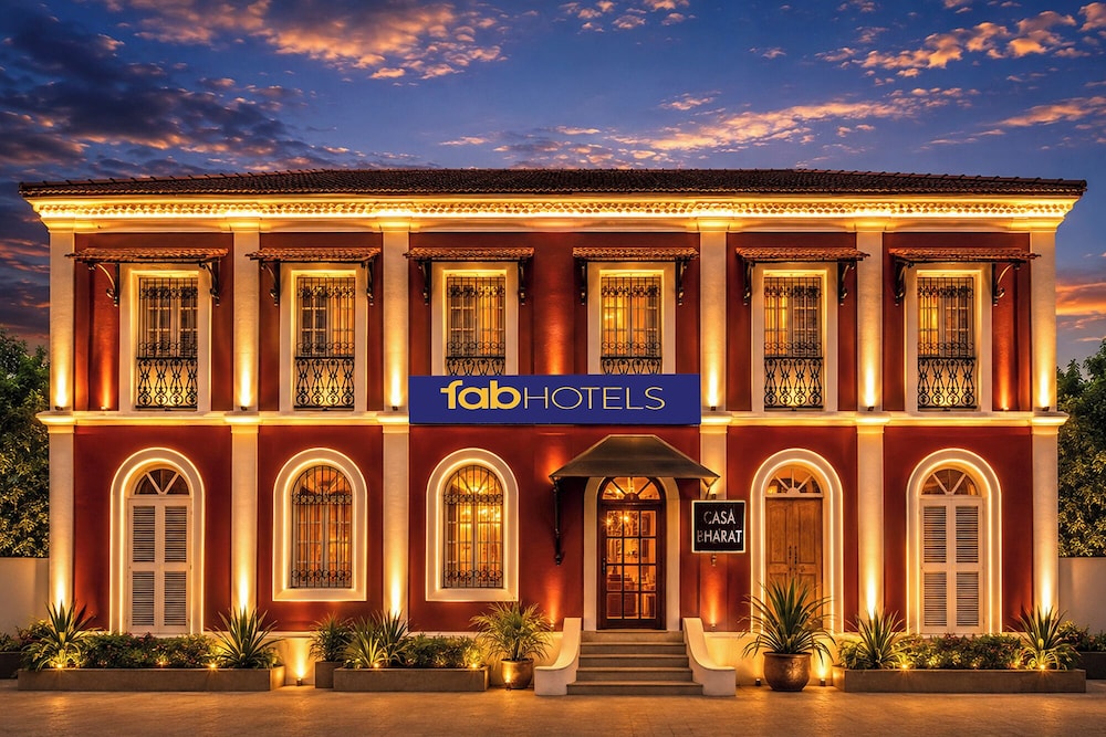 FabHotel Casa Bharat