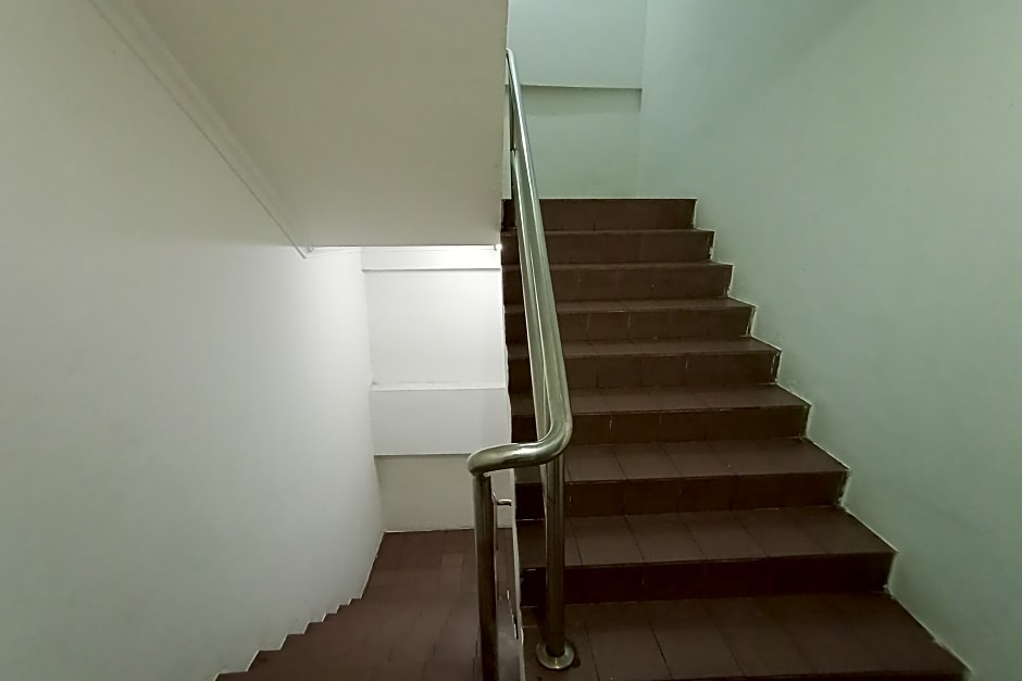 90185 168 Inn