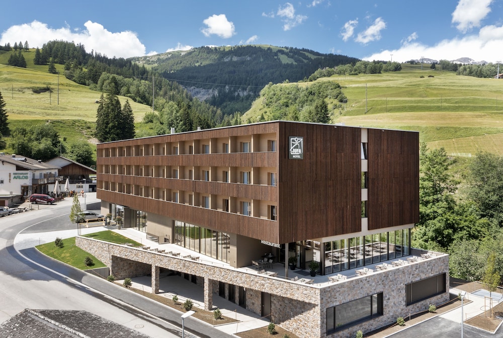 AVES Hotel Savognin