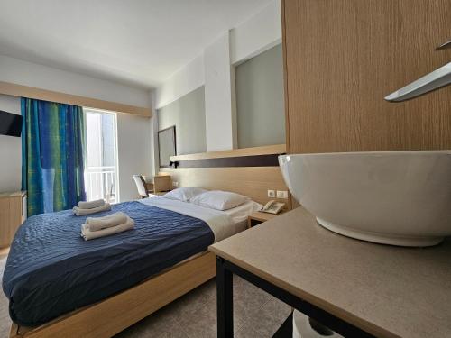 Moschos Hotel