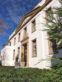 Monarch Hotel