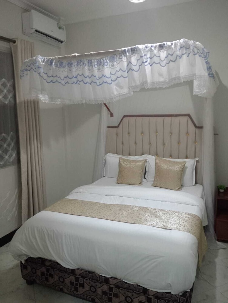 Paki hotels Arusha
