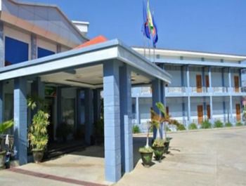 Nandar Thiri Hotel