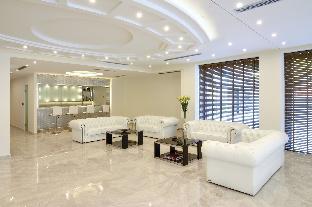 Image of Athens Avenue Hotel