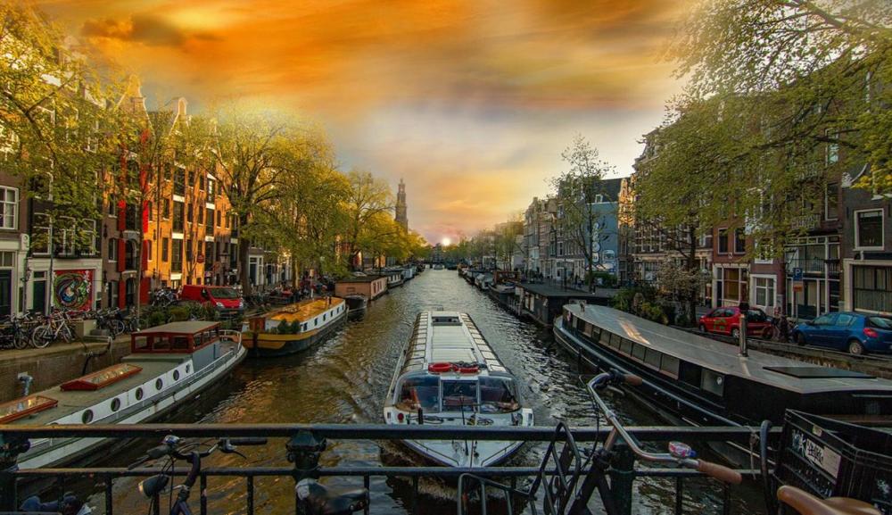General 52 of 56