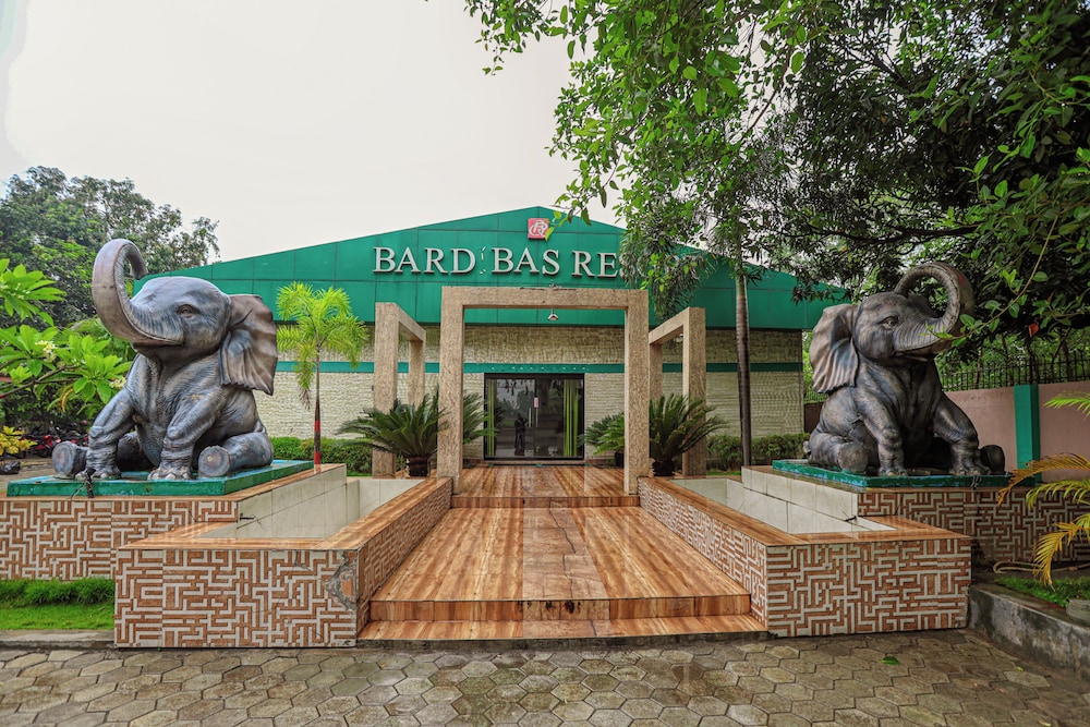 Bardibas Resort