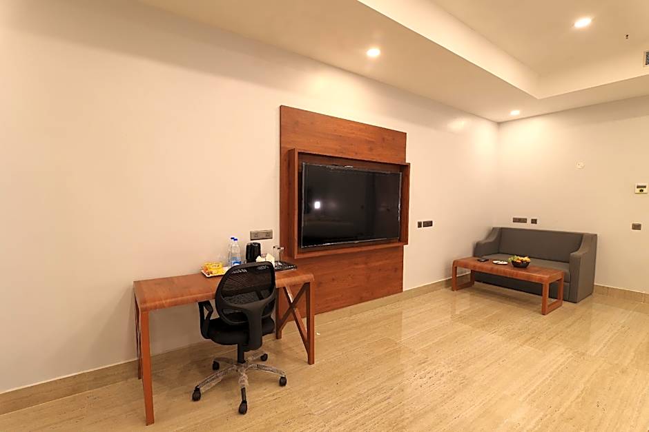 Hotel Parth