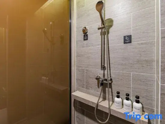 Atour Hotel Nanjing Olympic Sport Center Tianhe Plaza