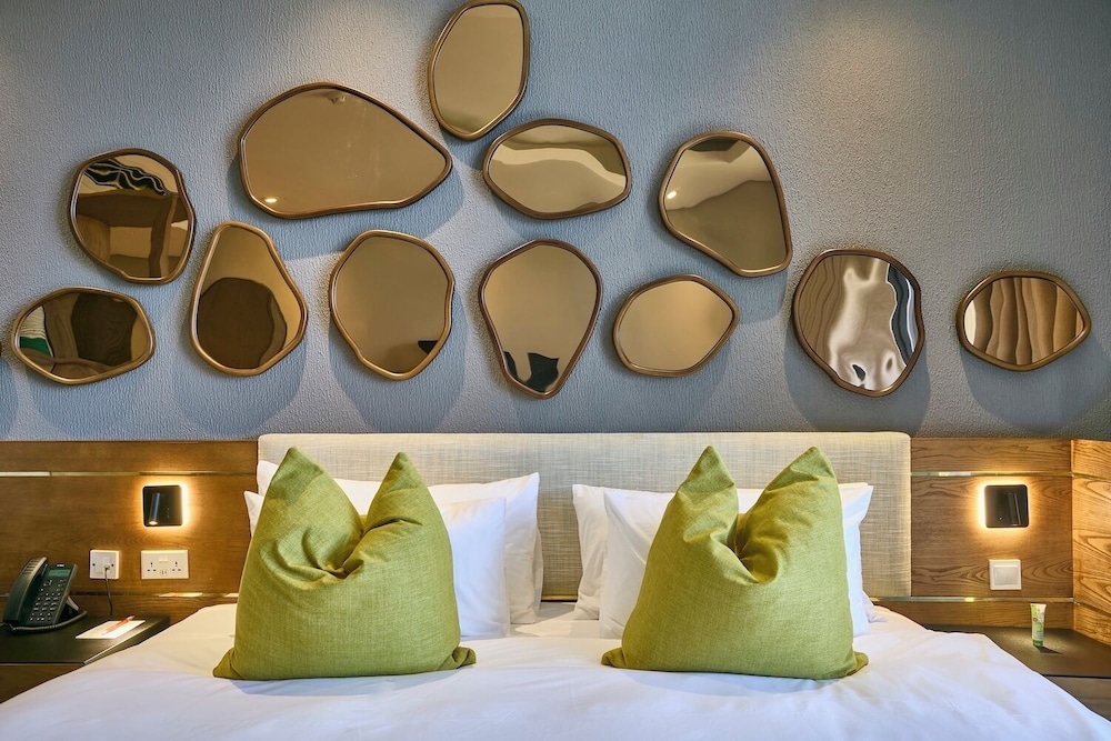 General 12 of 247