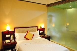 Shenglong Hotel