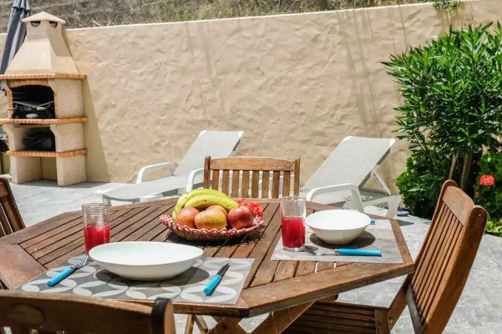 General 10 of 19