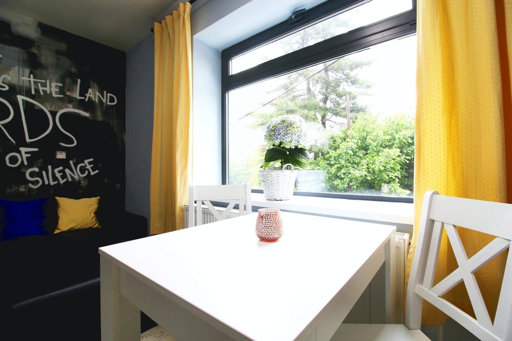 2 Bedrooms House With Enclosed Garden & Wifi at Slezska Ostrava