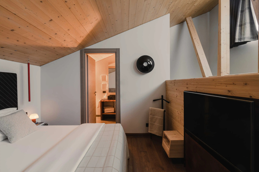 General 227 of 228