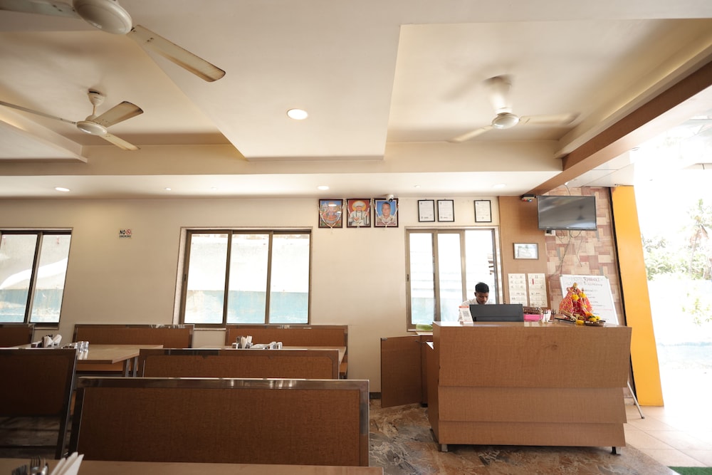 Hotel Rangoli Dharampur