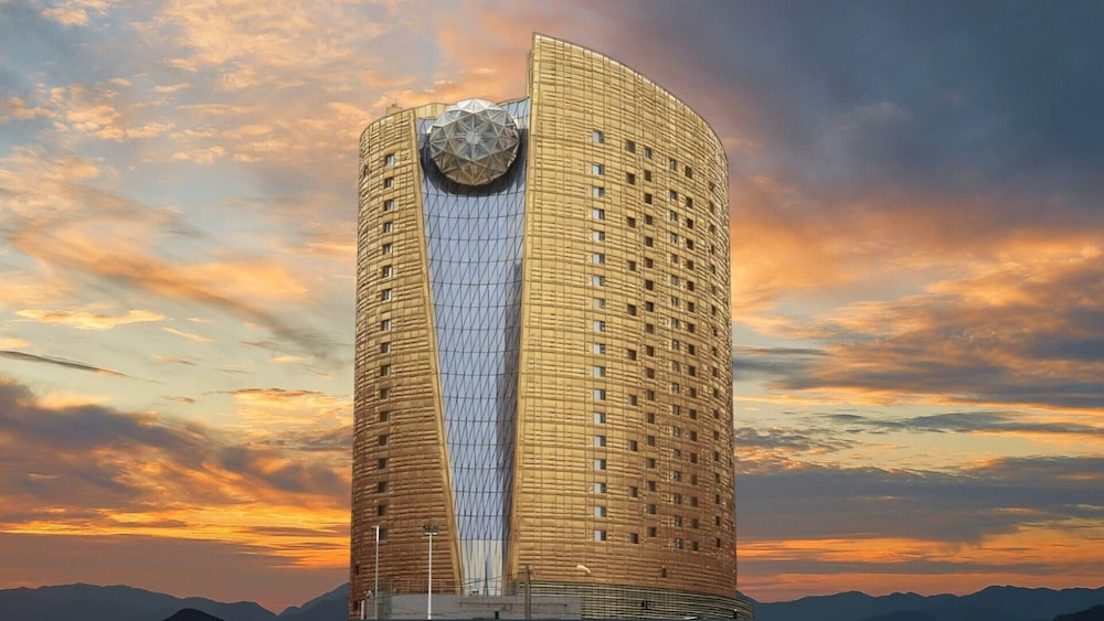 The 13 Palace