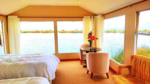 Photo of Uros Maya lodge