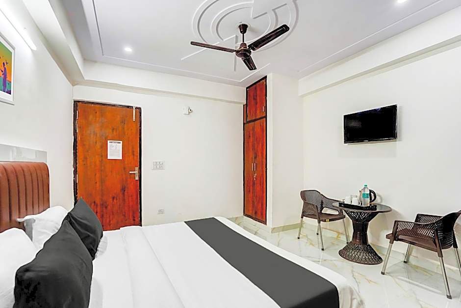 Hotel O Premium Rooms