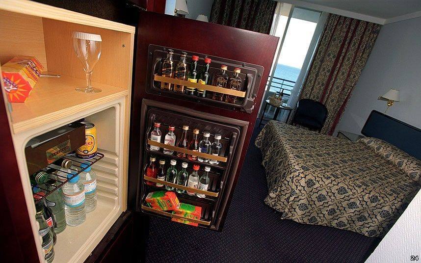 General 24 of 61