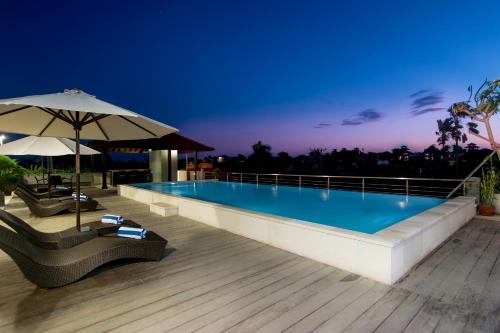 Seminyak Square Hotel & Villas