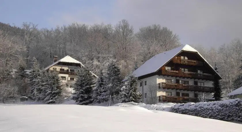 General 4 of 12