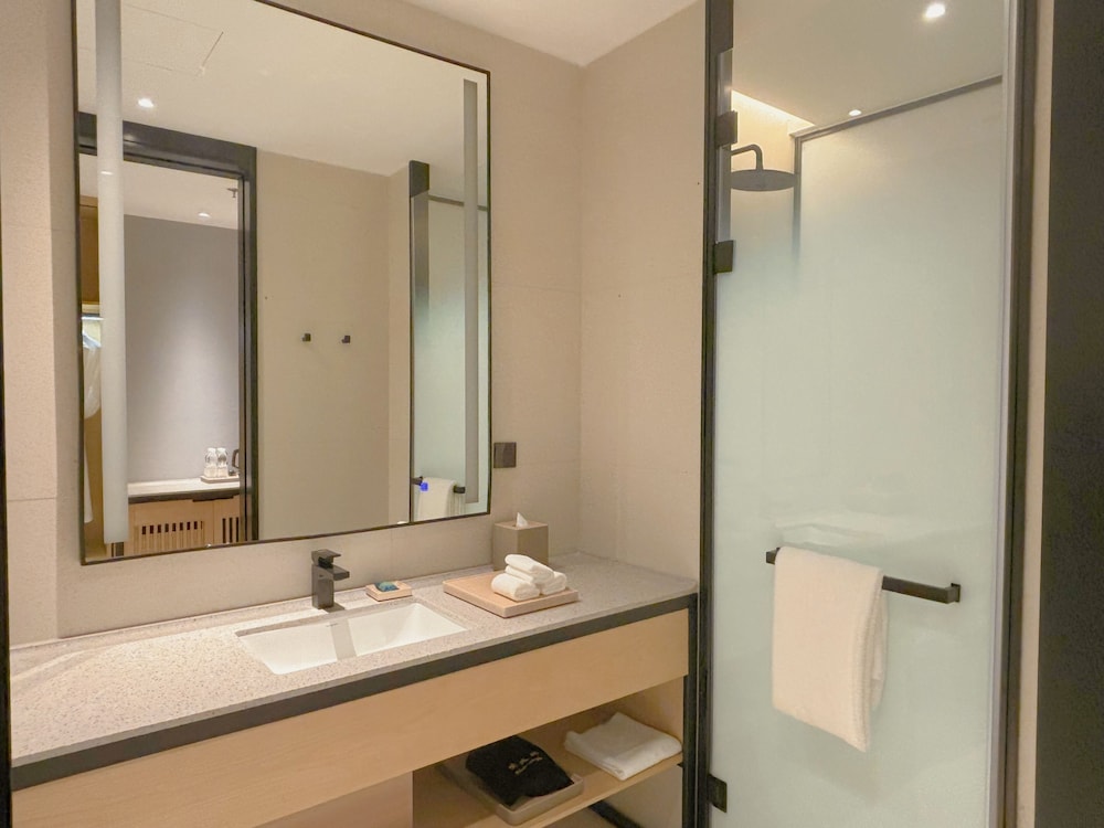 General 24 of 103
