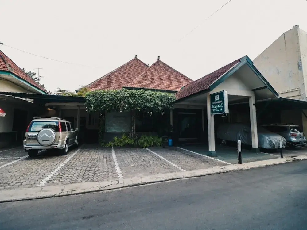 RedDoorz Plus at Purwosari