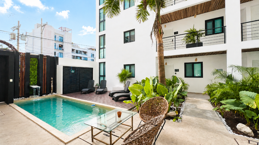 Live Coco Suites