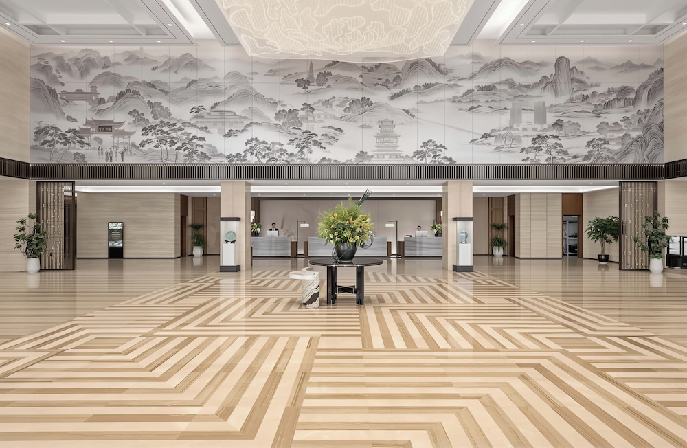 Landison Plaza Hotel