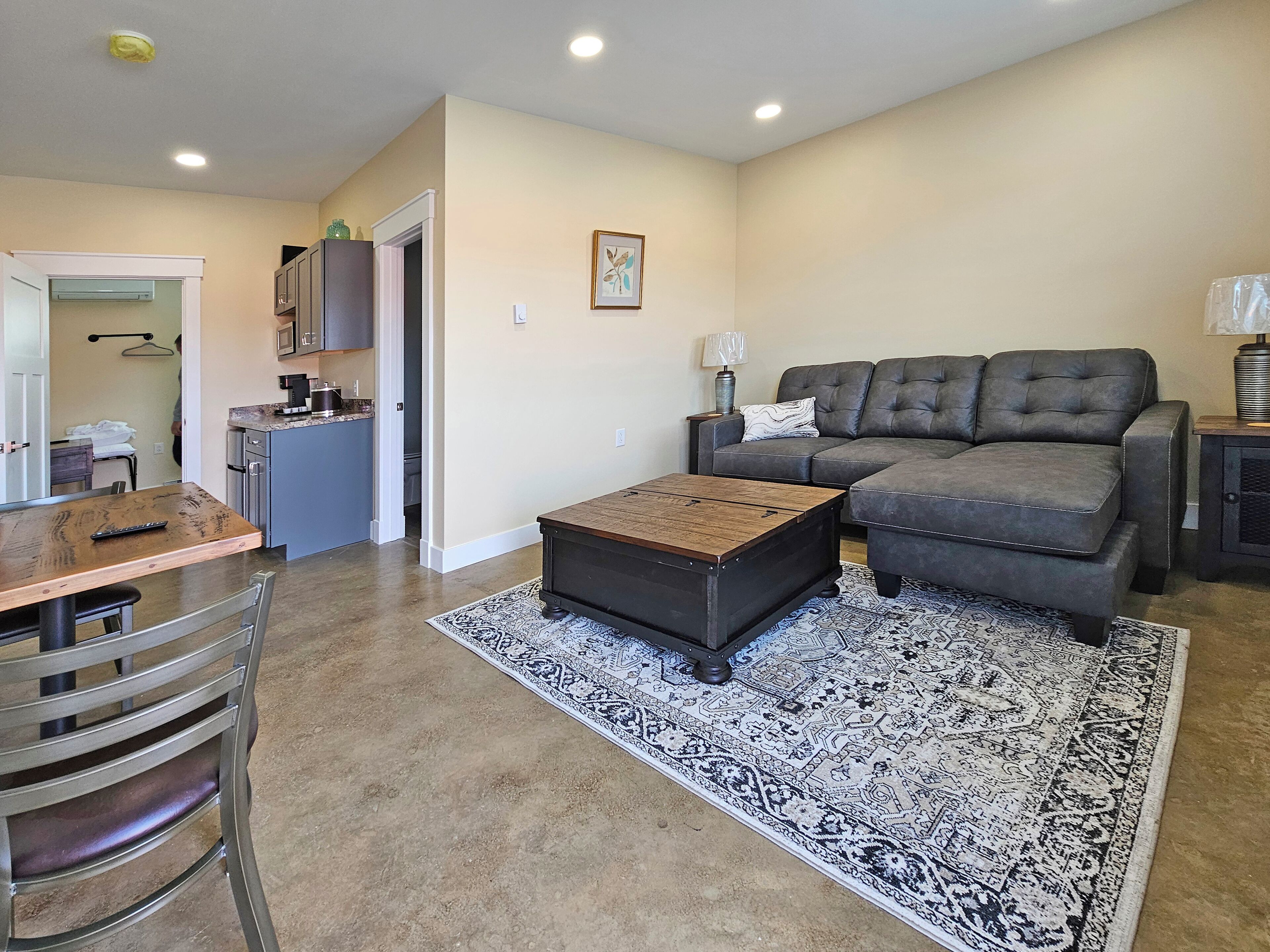 Photo of Breckenridge Suites