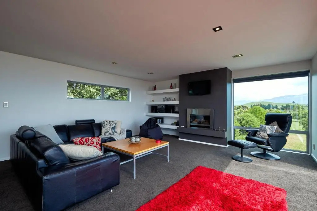 Image of BellBird Scenic Retreat - views of alps and ocean