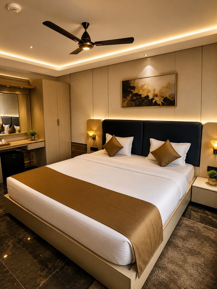 The Grand Heaven Hotel & Resort