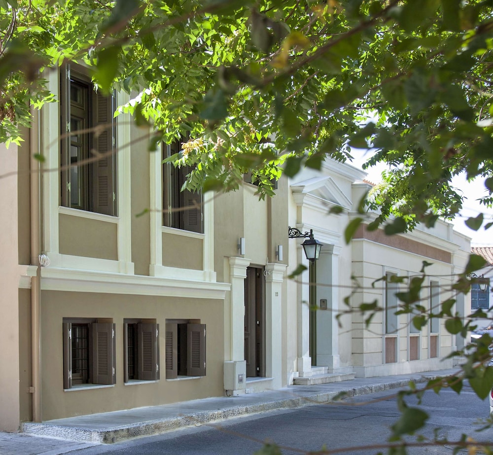 Photo of 5BR Acropolis Dreamhouse