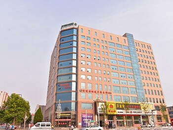 GreenTree Inn BaoDing Xiong county XiongZhou Road Express Hotel