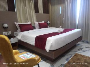 Hotel Bhagirathi Palace