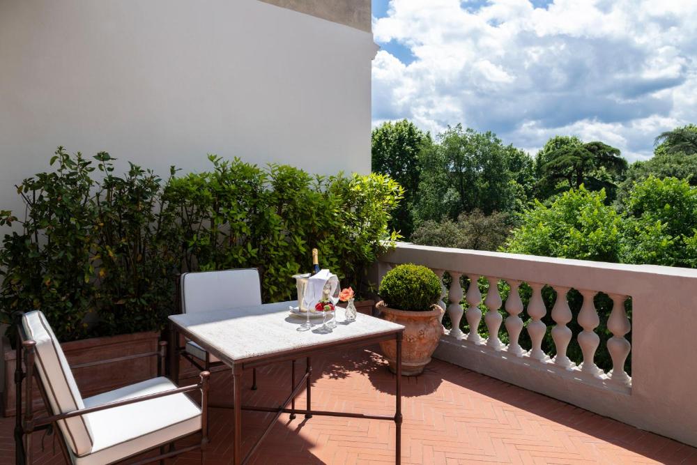 General 12 of 219
