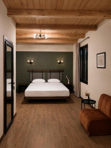 Innwoods Hotel