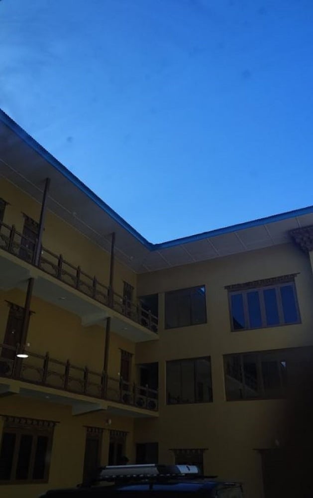 Jampelyang Hotel