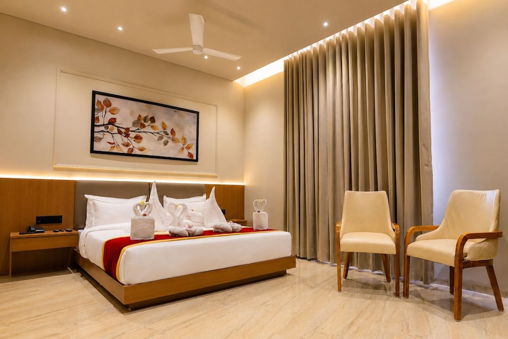 Luxuria Inn by Chandan