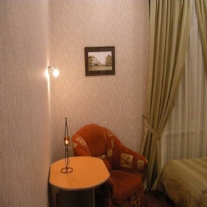 Hotel a