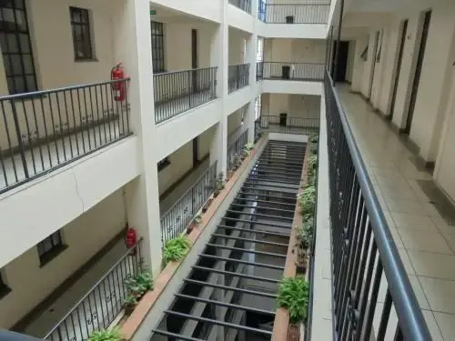 Magharibi Suites Hotel