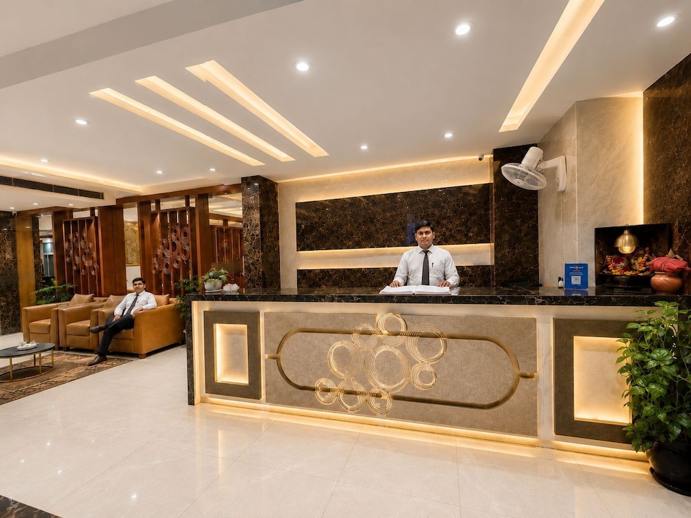 Hotel Airport Hilton Sky IGI Airport T-3