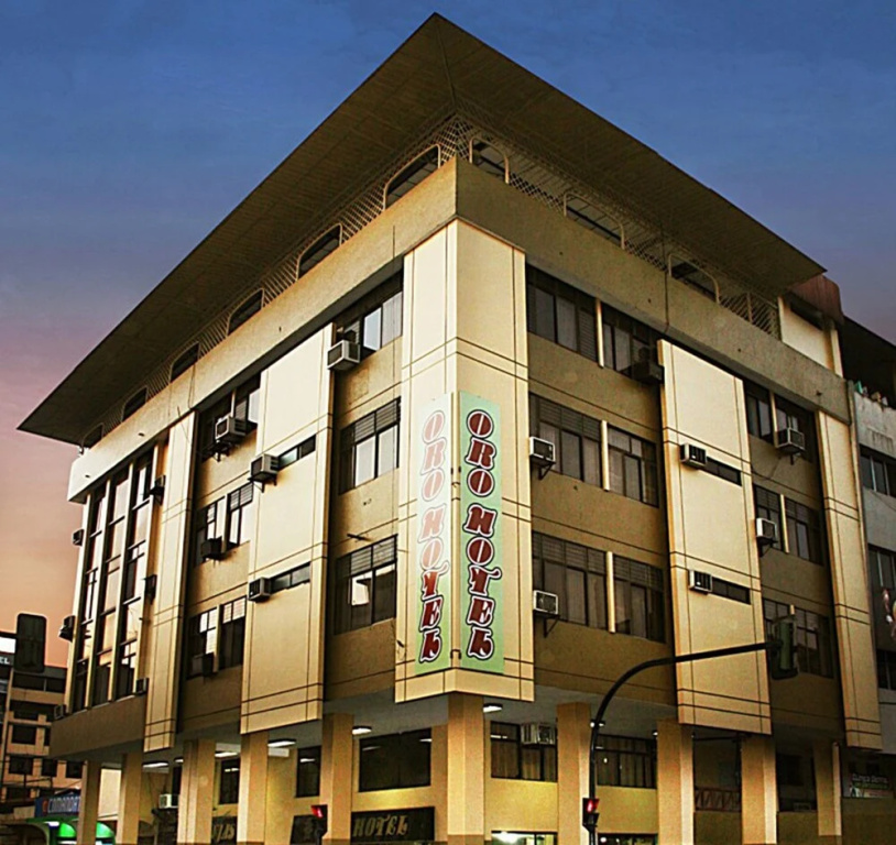 Oro Hotel
