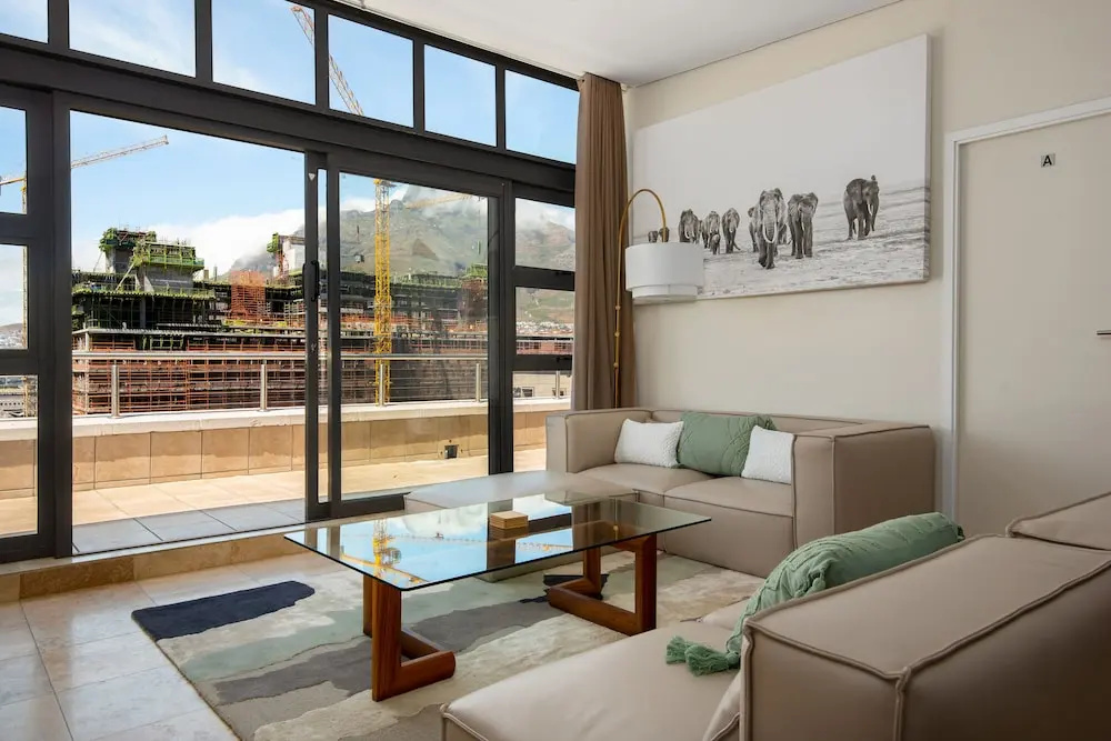 Fountain Suites 1103